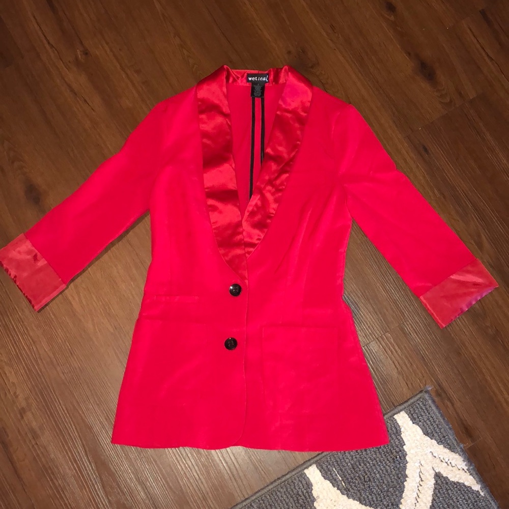 RED FITTED BLAZER / SMALL